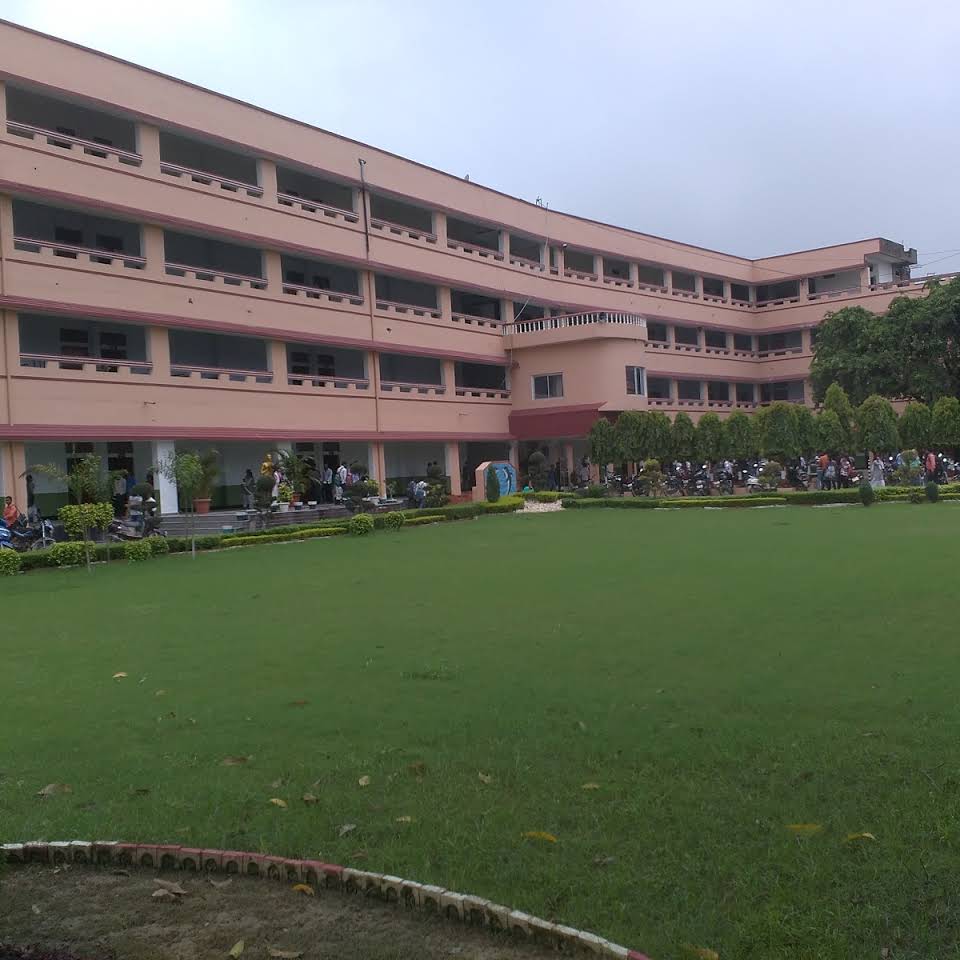 https://cache.careers360.mobi/media/colleges/social-media/media-gallery/17281/2020/2/19/College Building of Mahadev PG College Varanasi_Campus-View.jpg